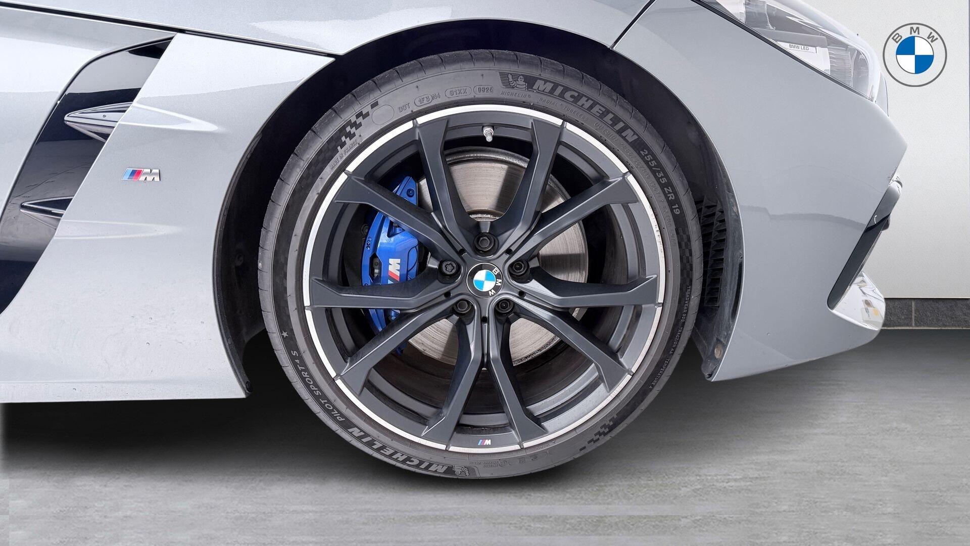 BMW Z4 view 14
