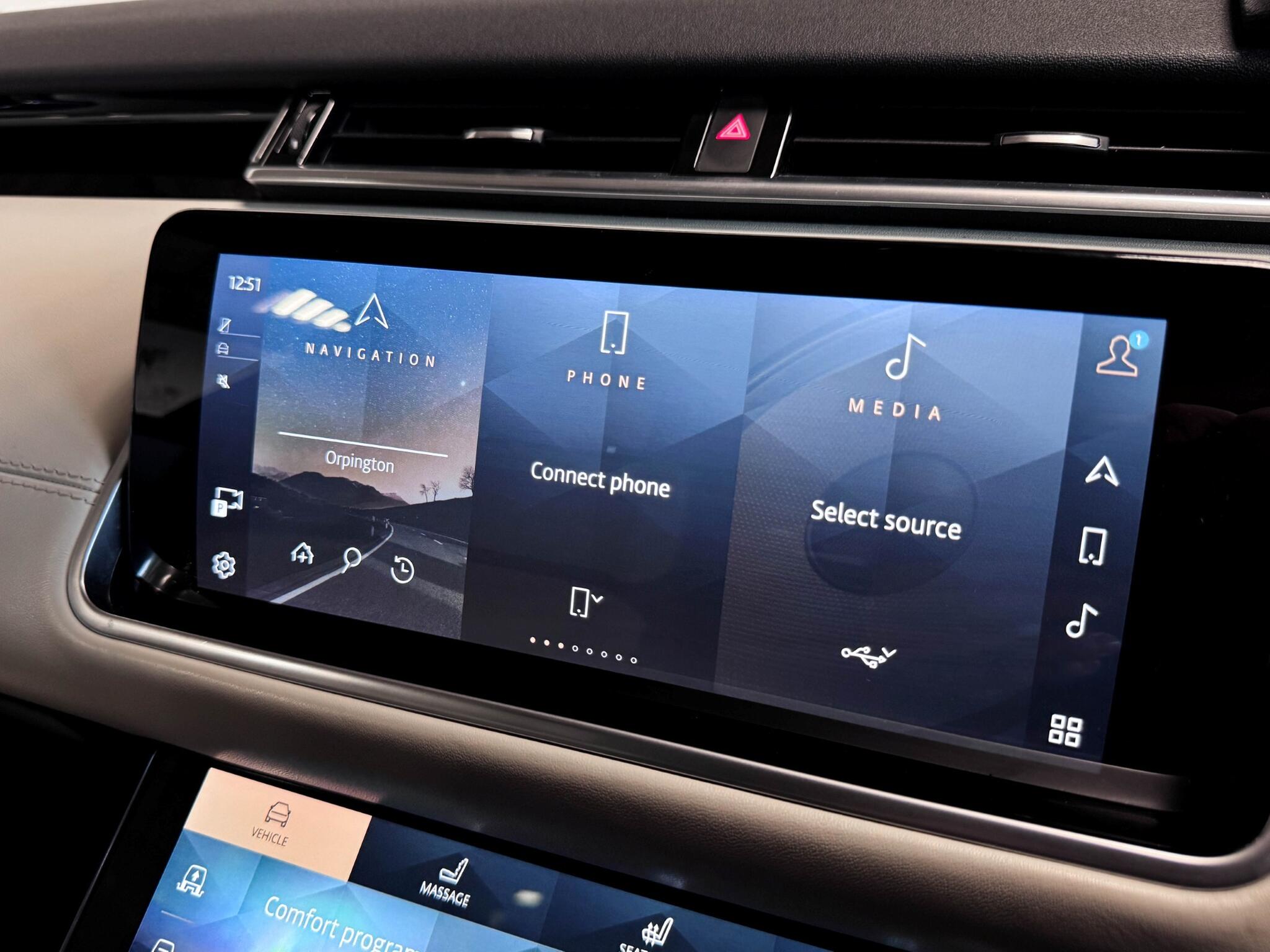 Land Rover Range Rover Velar view 42