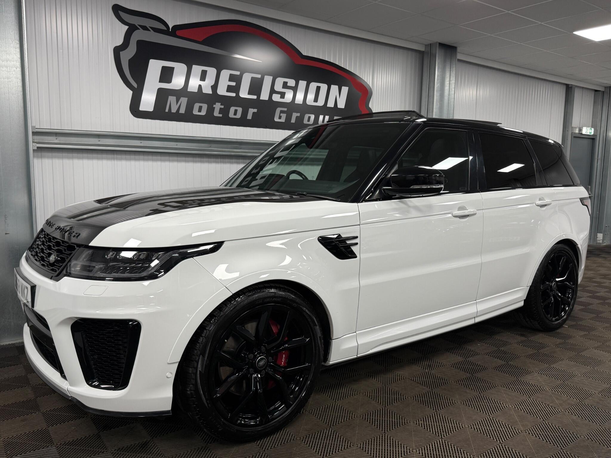 Land Rover Range Rover Sport view 4
