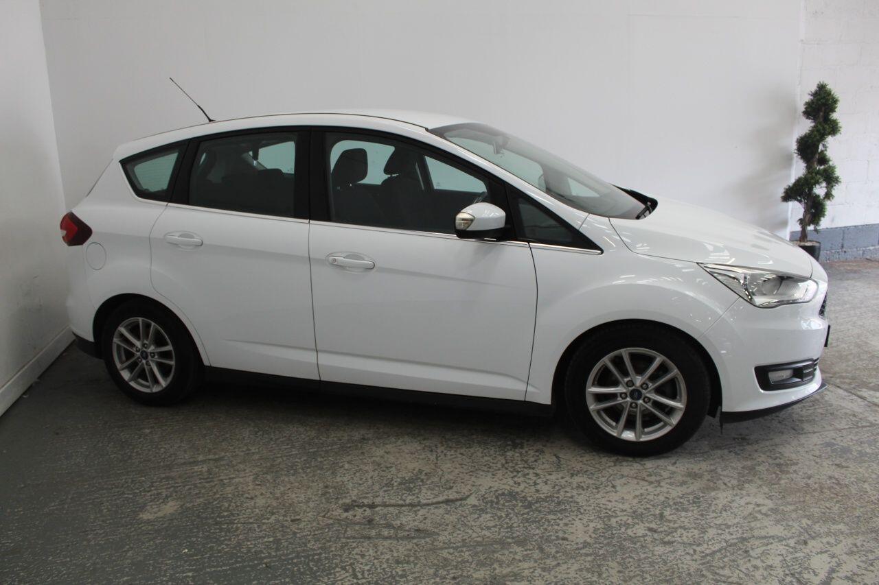 Ford C-Max view 4