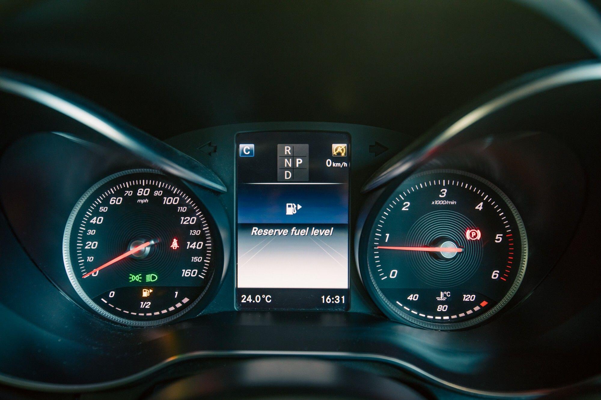 Mercedes-Benz GLC view 31