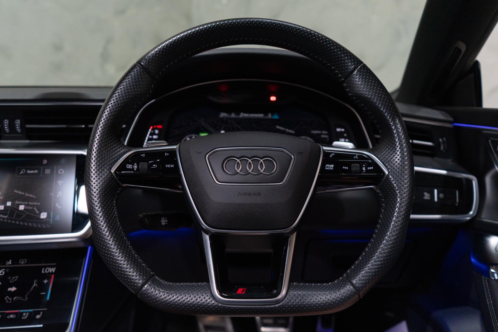 Audi RS7 view 31