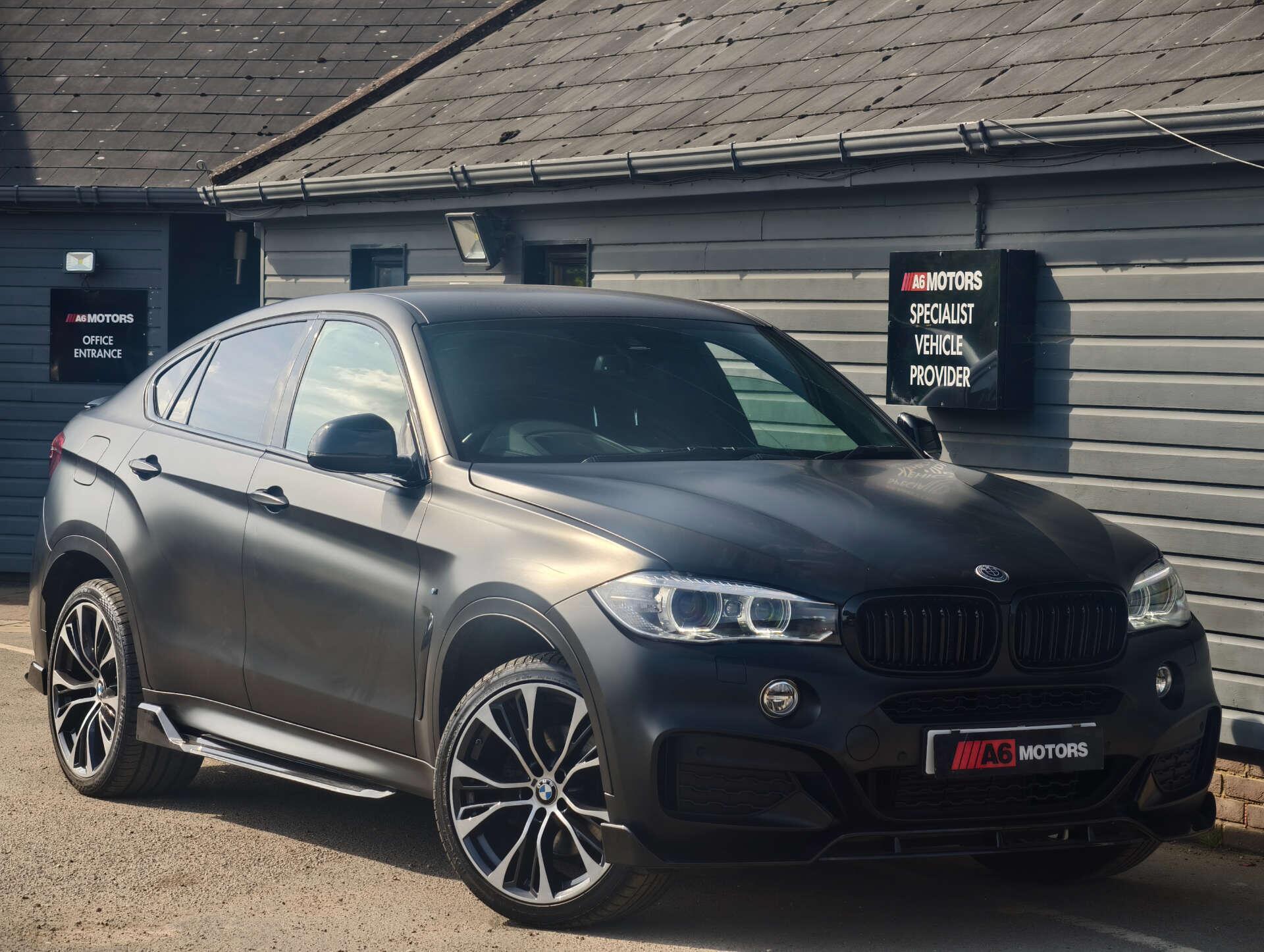 BMW X6 view 4