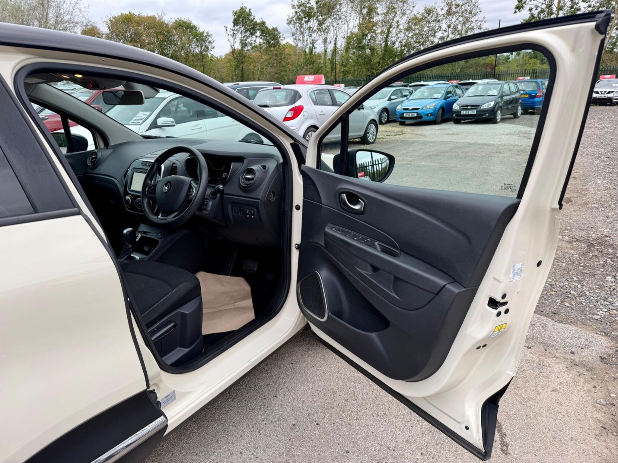 Renault Captur view 34