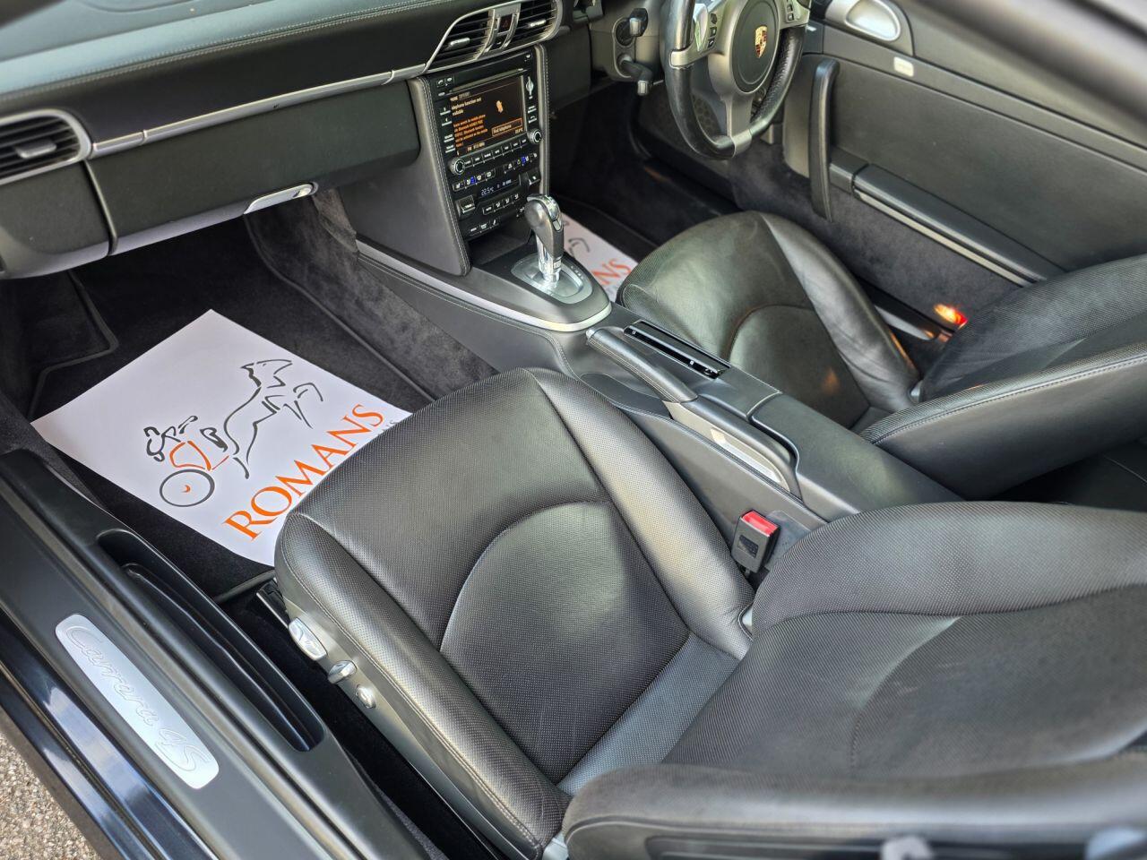 Porsche 911 view 48