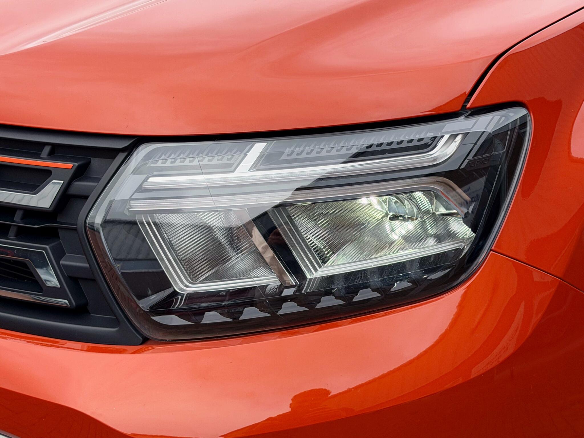 Dacia Duster view 42