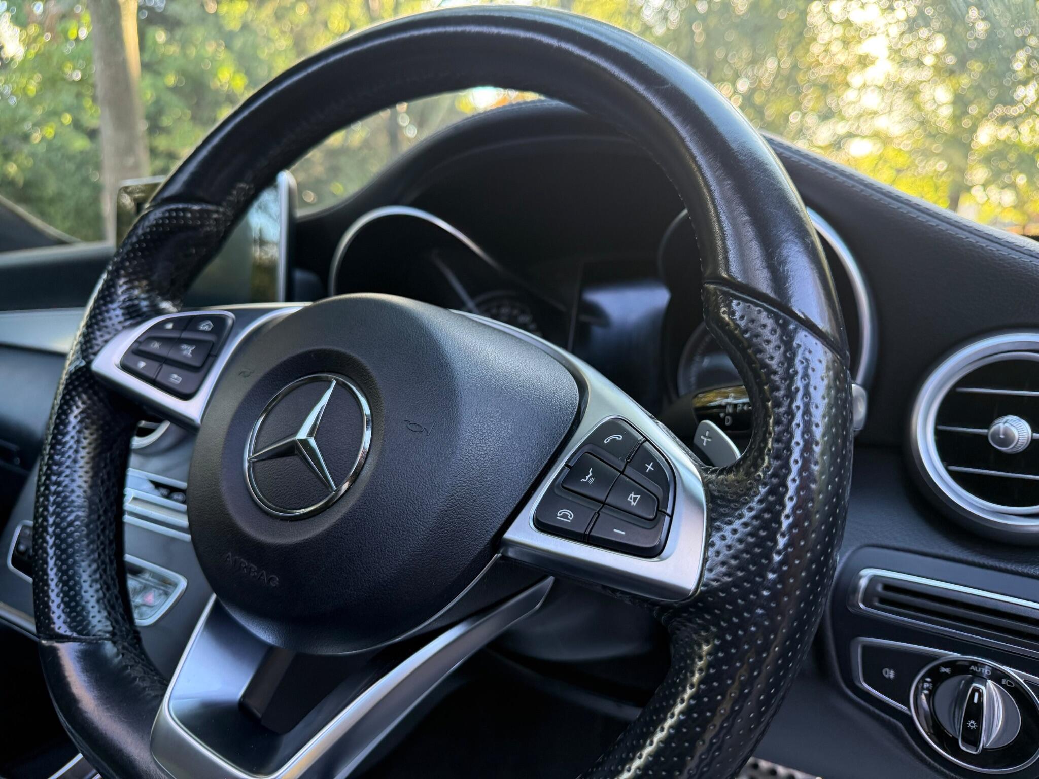 Mercedes-Benz C-Class view 14