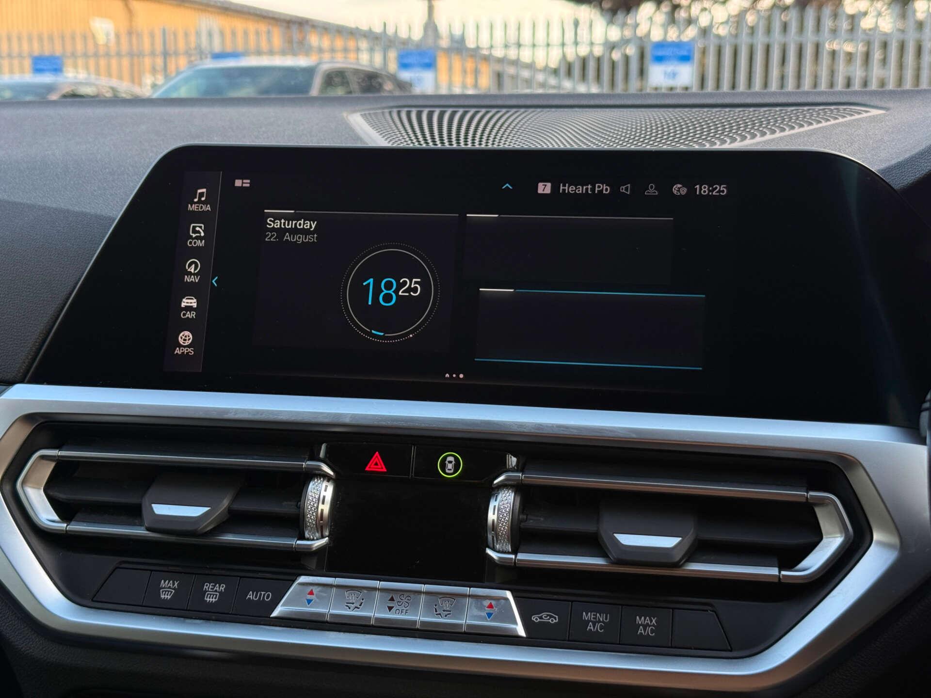 BMW 3 Series view 74