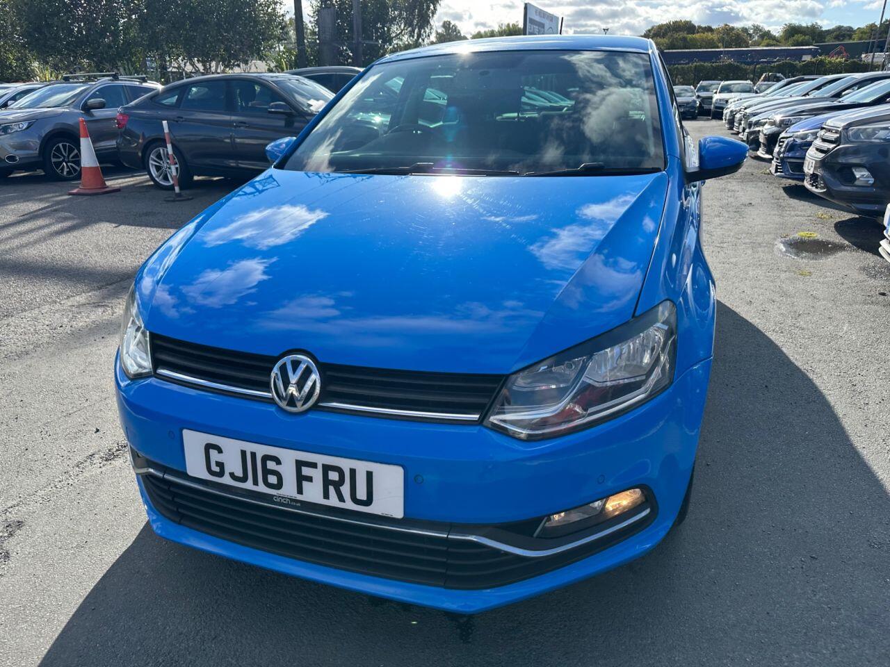 Volkswagen Polo view 12