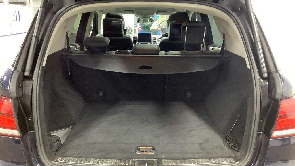 Mercedes-Benz Gle view 12