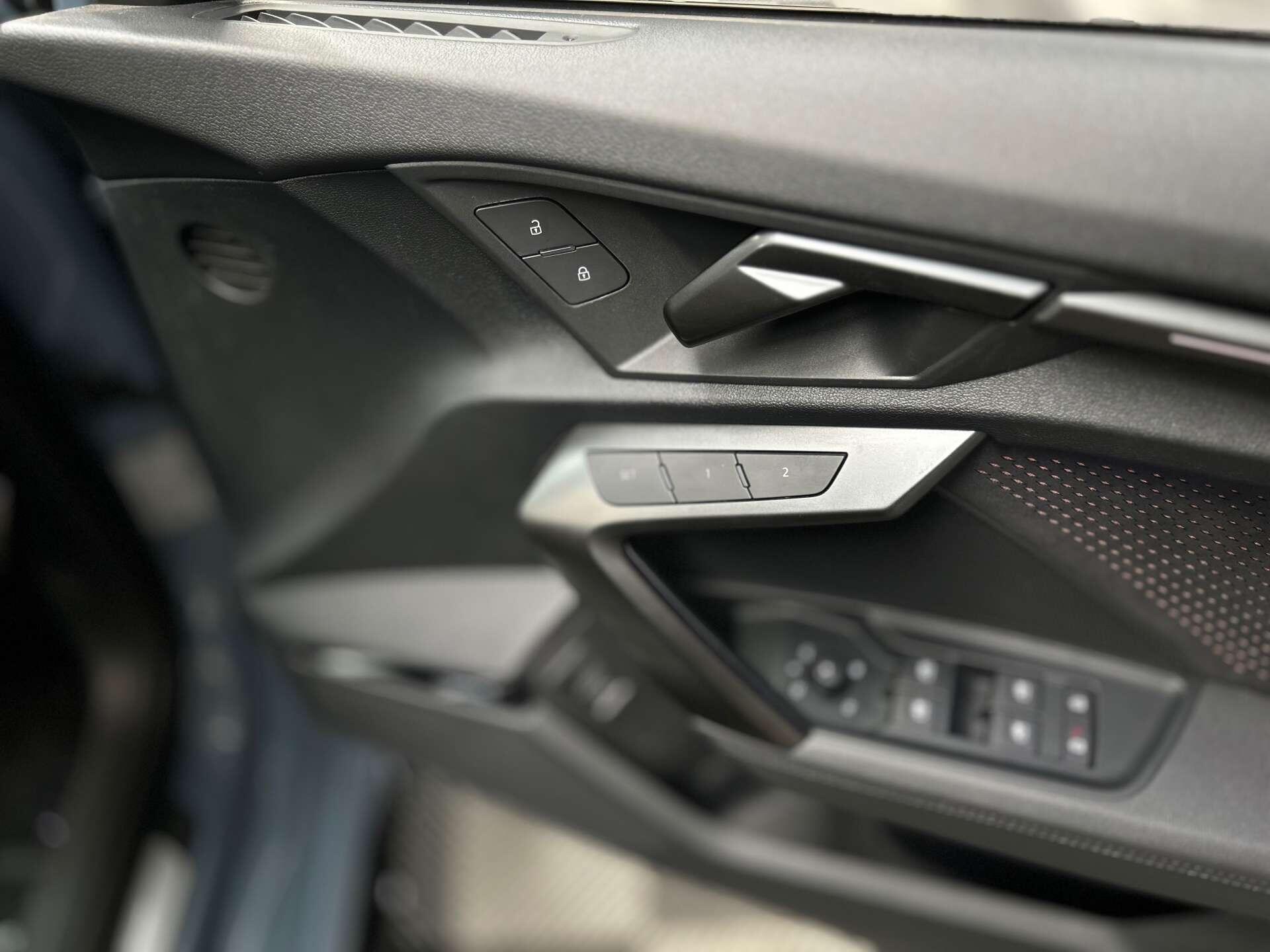Audi RS3 view 45