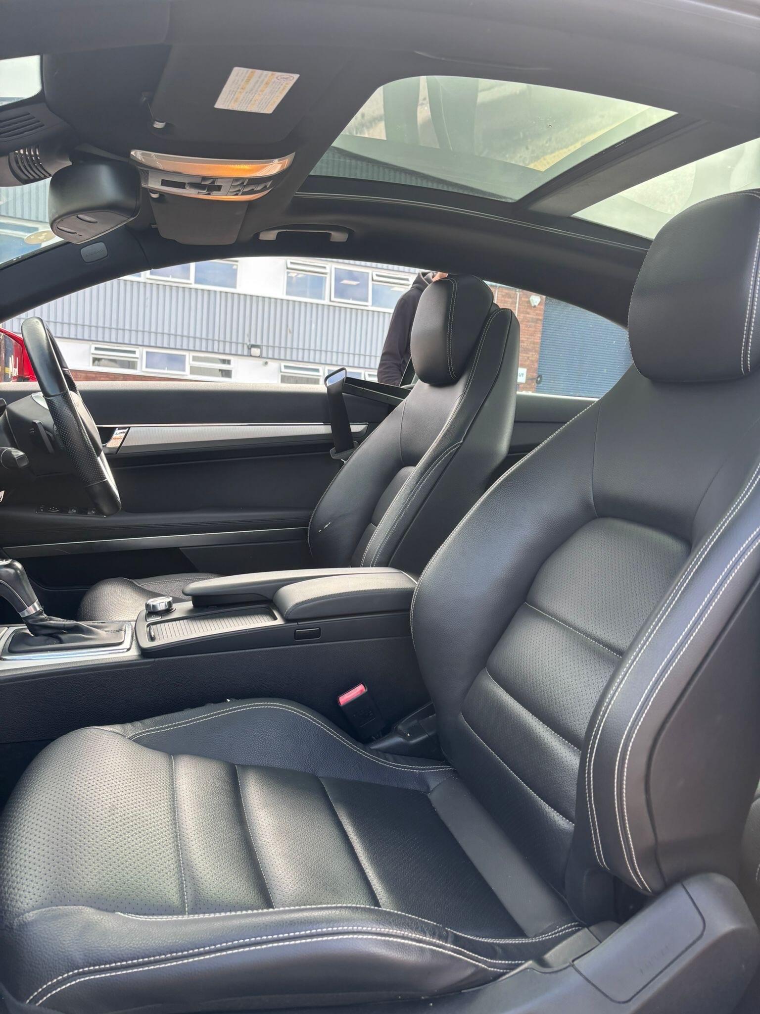 Mercedes-Benz E-Class view 35