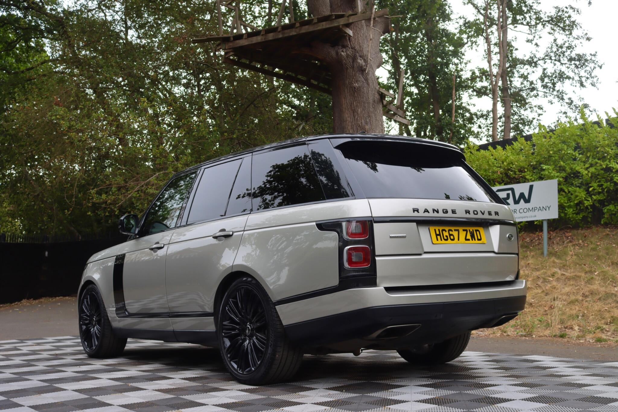 Land Rover Range Rover view 22