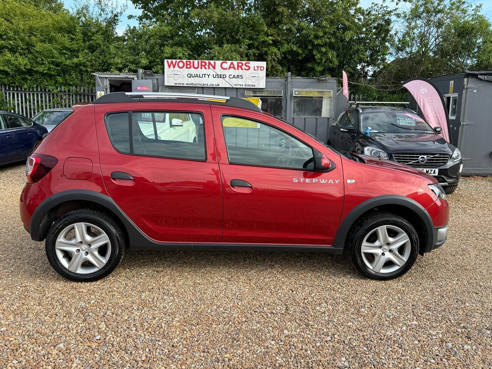 Dacia Sandero Stepway view 18
