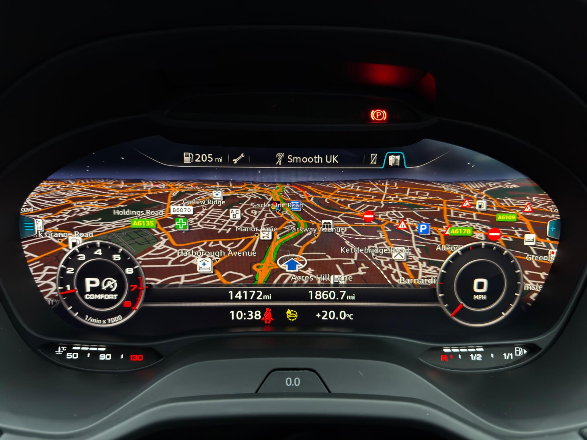 Audi Q2 view 23