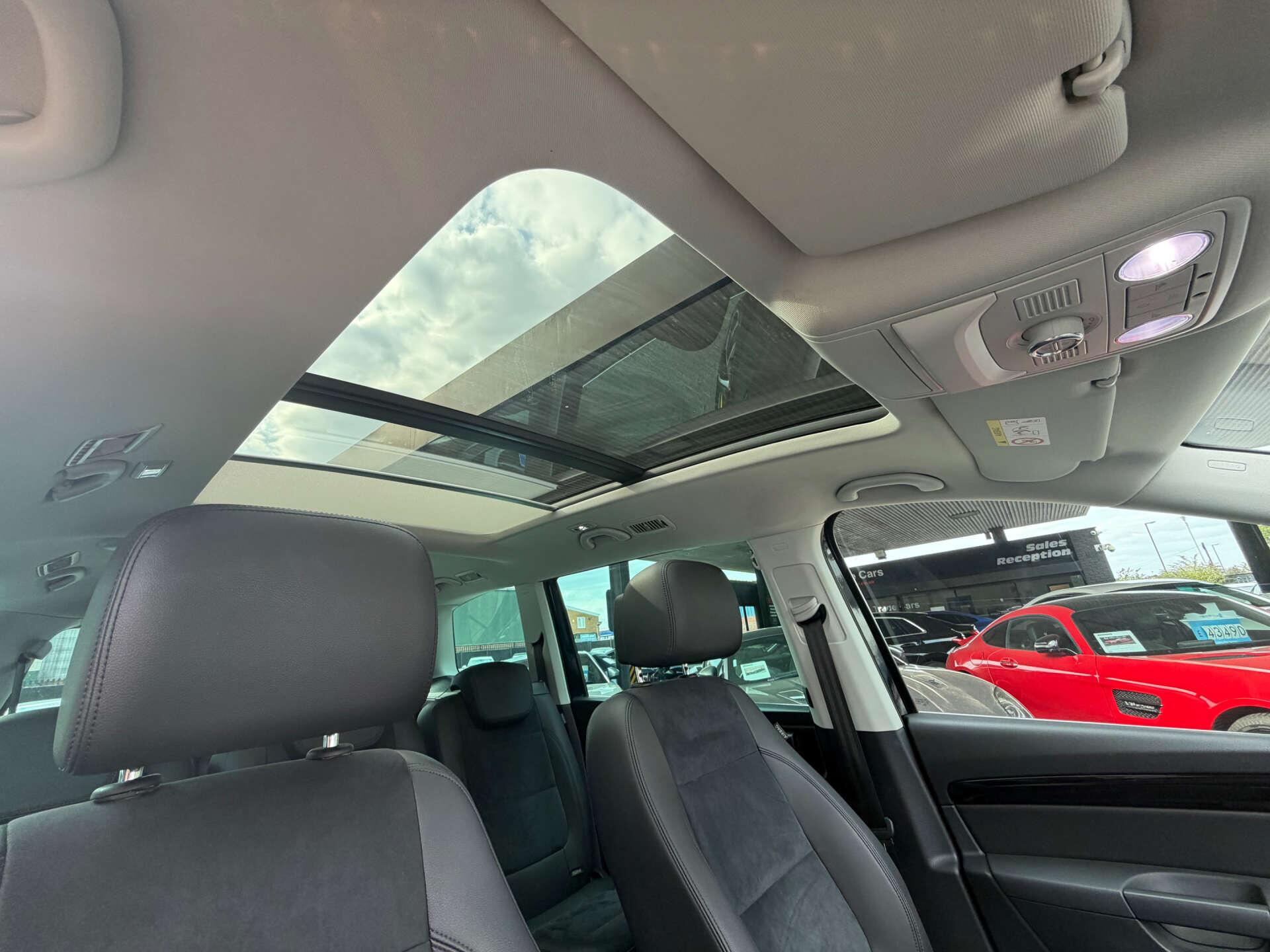 Volkswagen Sharan view 21