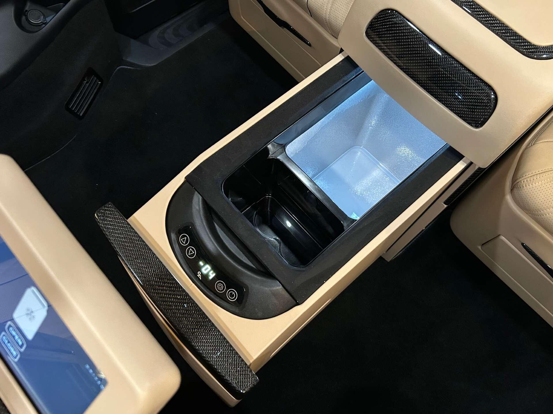 Mercedes-Benz V Class view 29