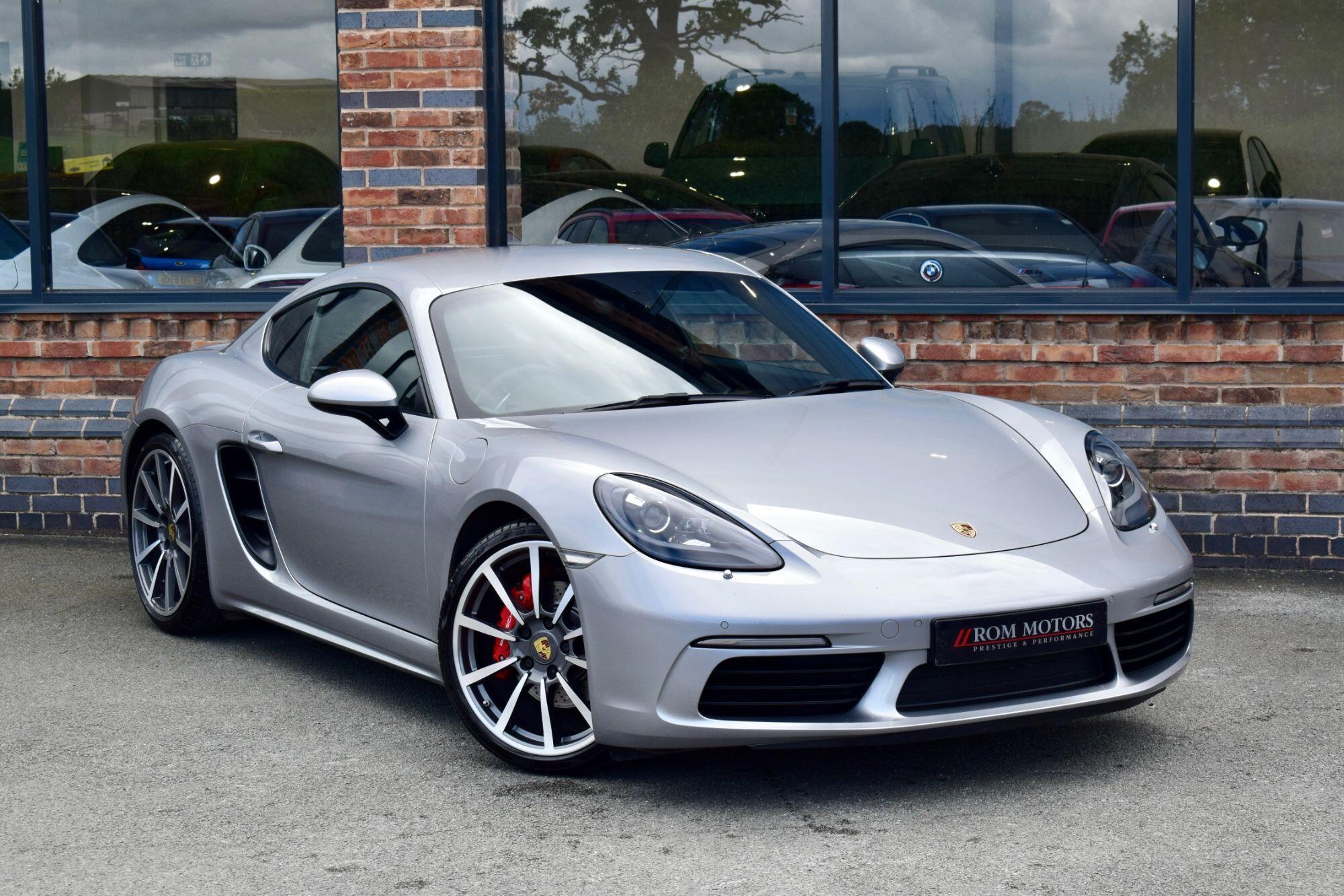 Porsche Cayman view 39