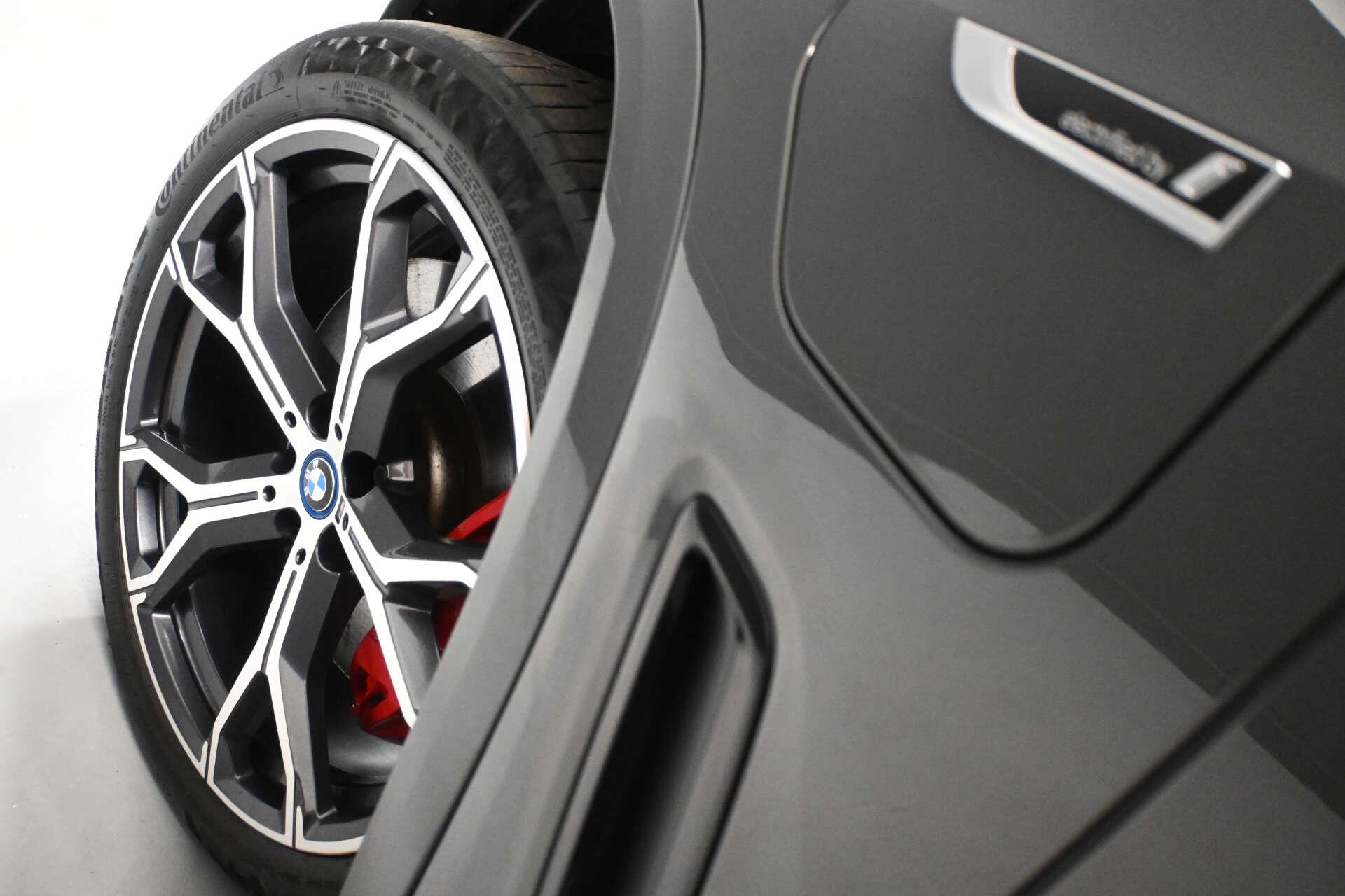 BMW X5 view 21