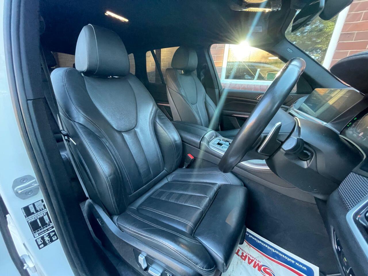 BMW X5 view 3
