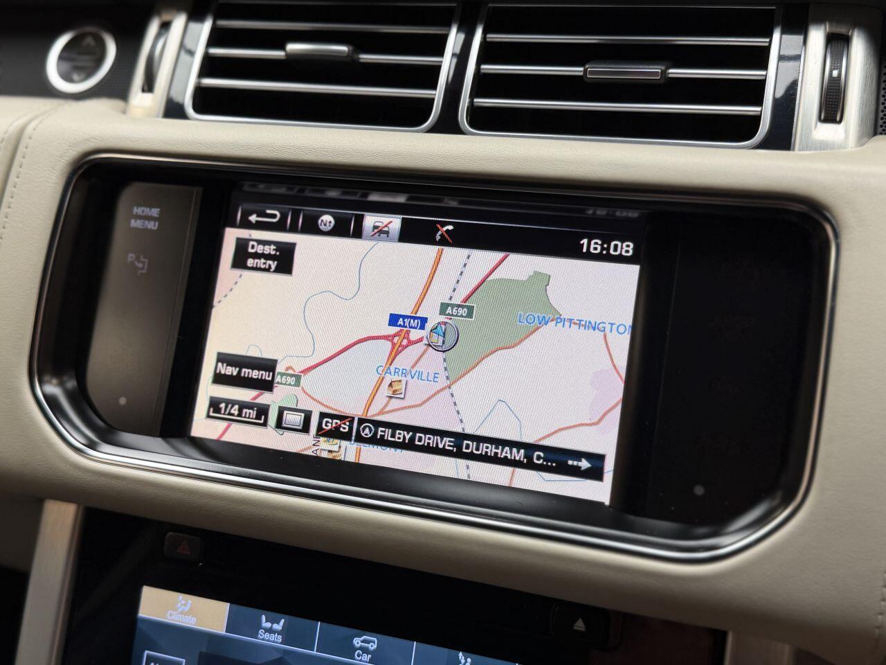 Land Rover Range Rover view 42