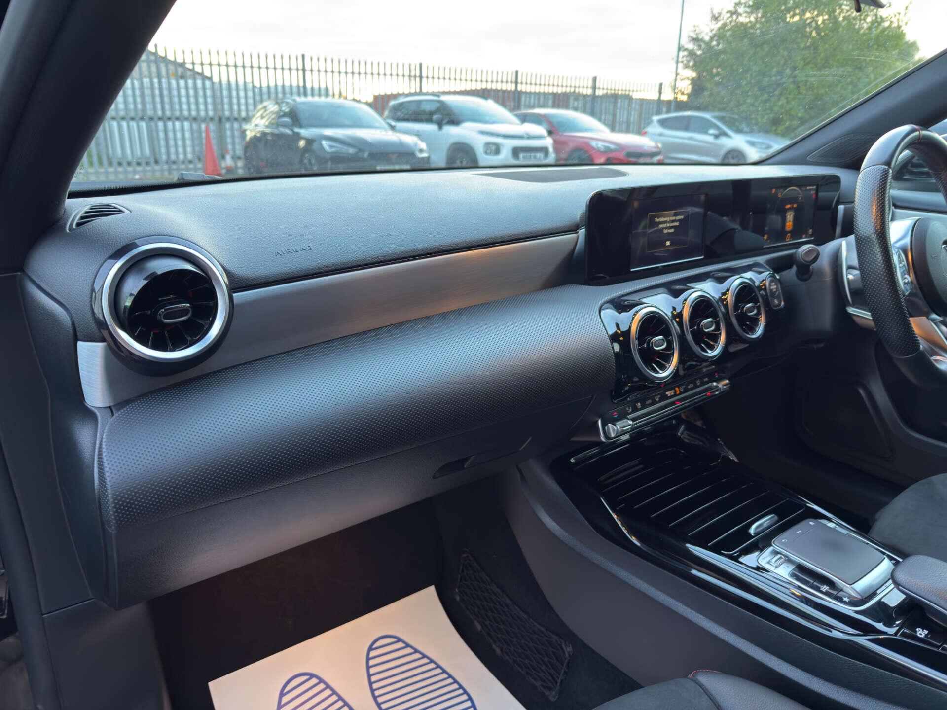 Mercedes-Benz A-Class view 41