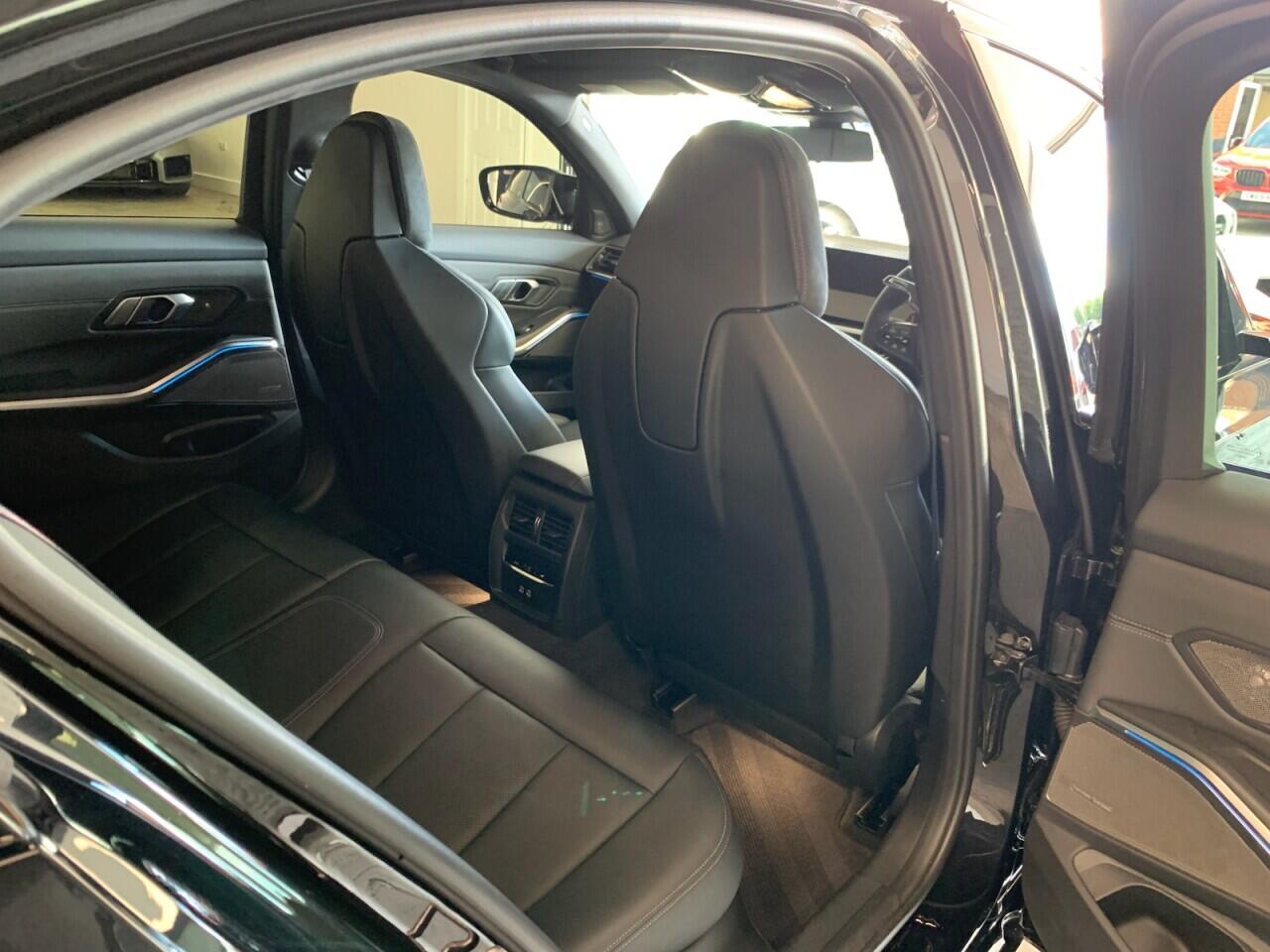 BMW M3 view 24