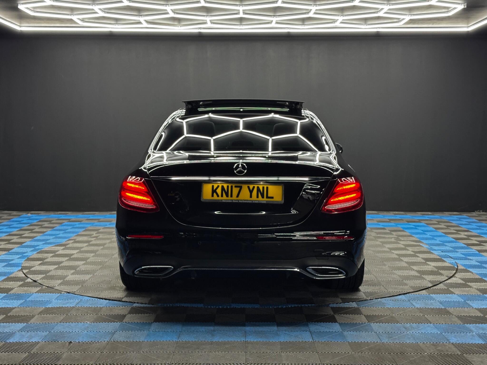 Mercedes-Benz E-Class view 6