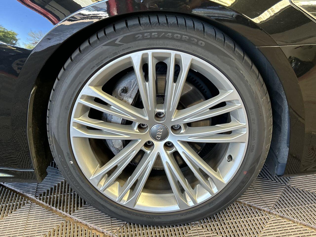 Audi A7 view 25