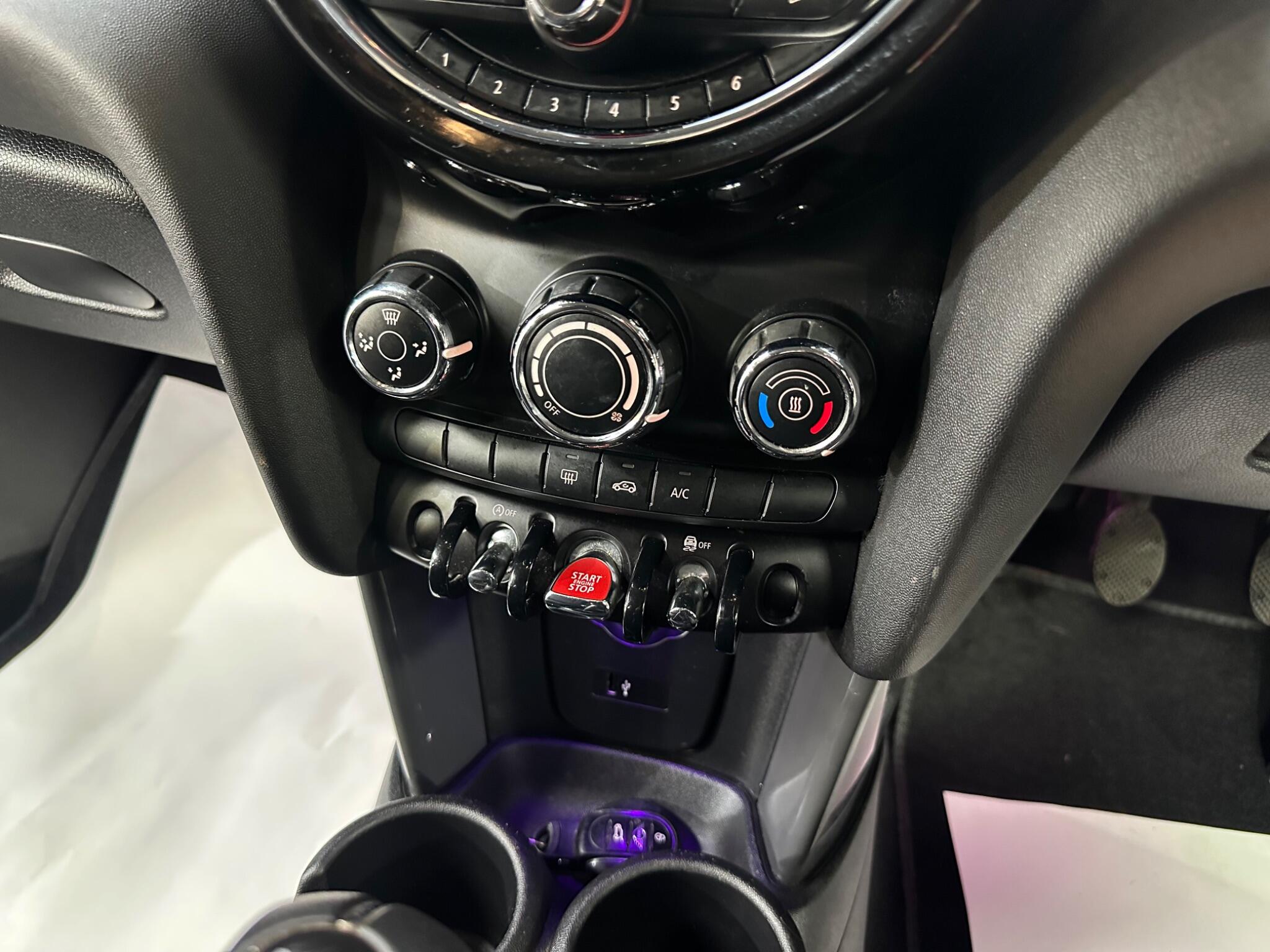 Mini Hatch view 17