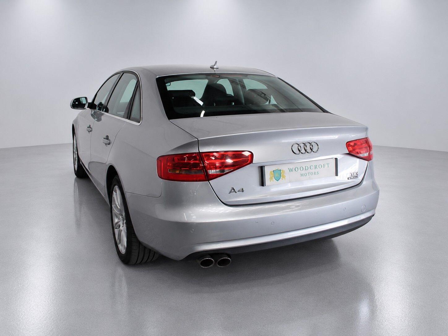 Audi A4 view 7