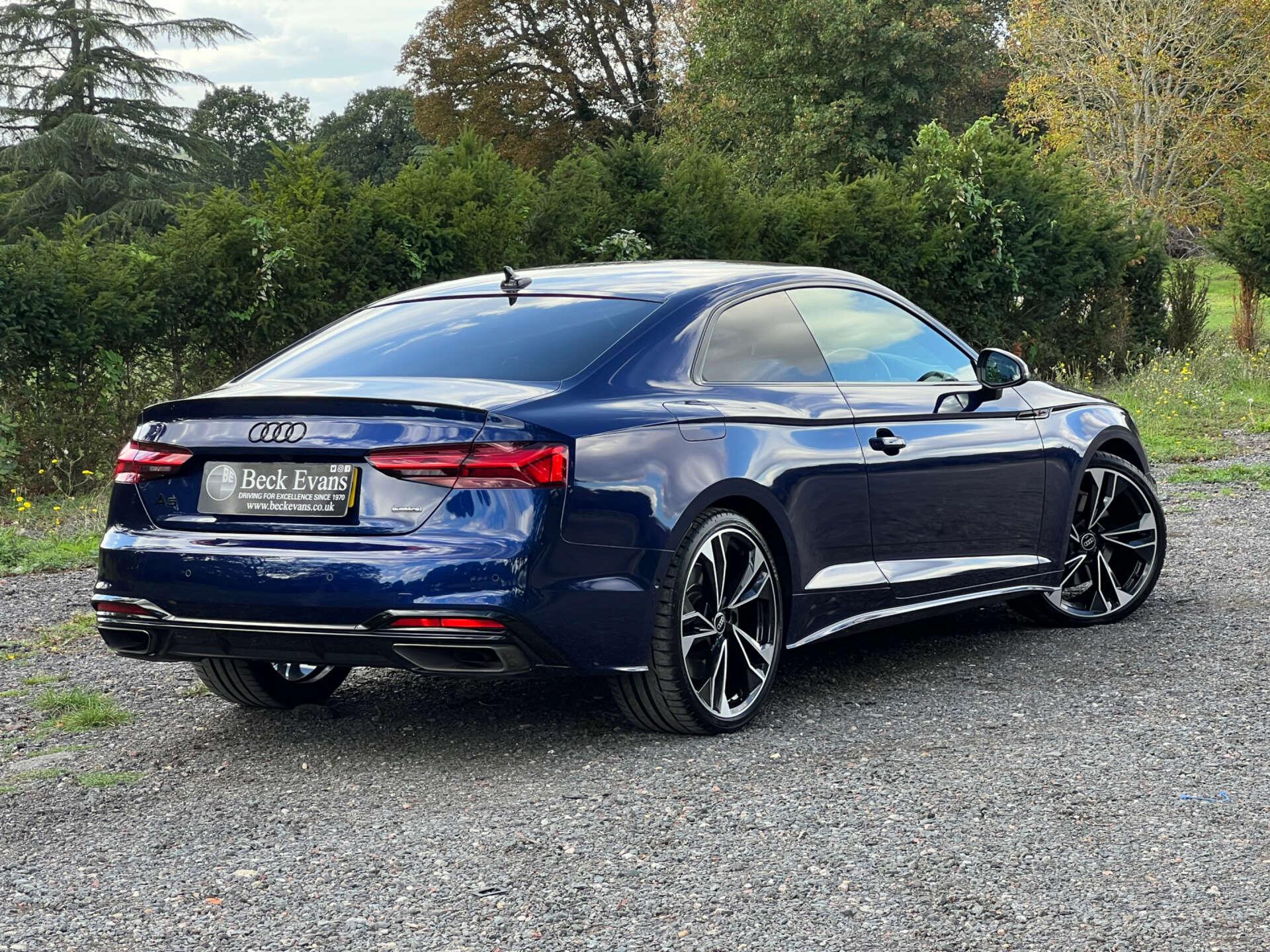 Audi A5 view 32