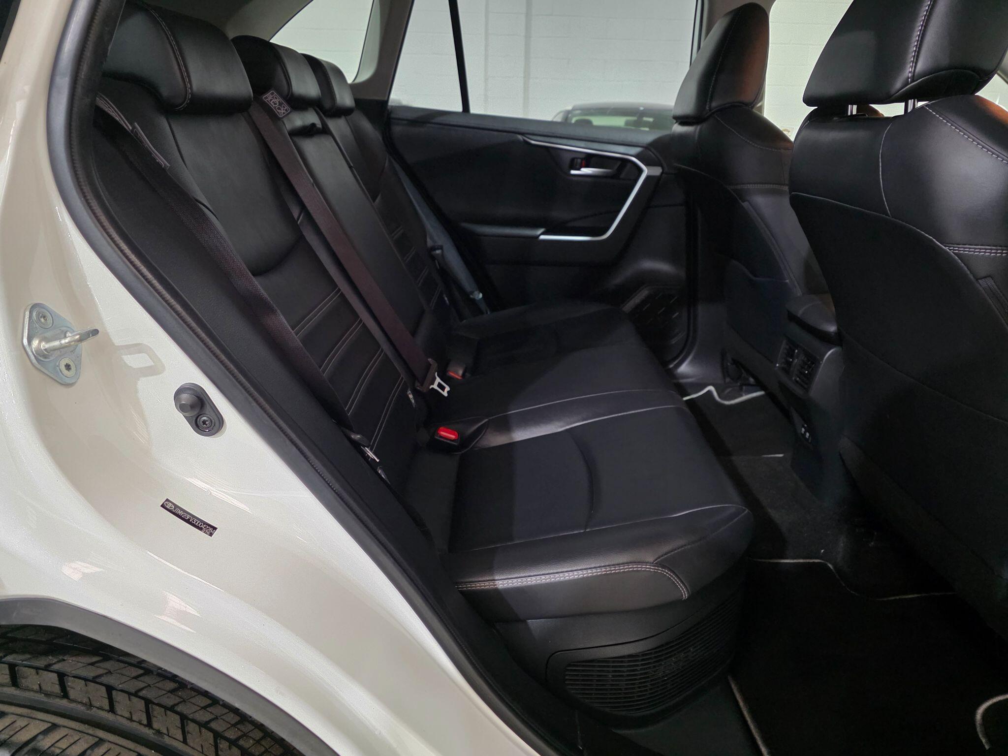 Toyota Rav4 view 25