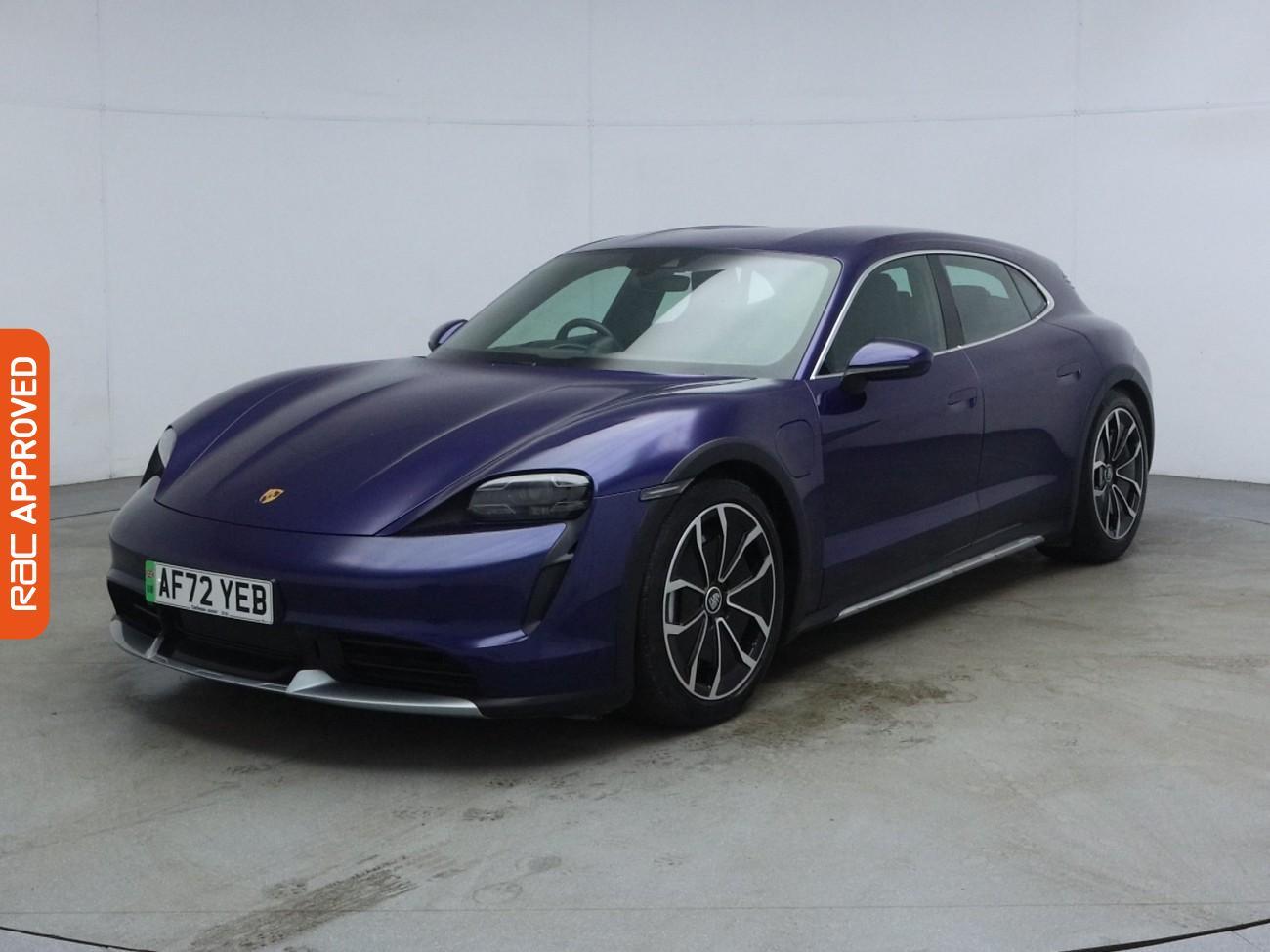 Porsche Taycan view 33