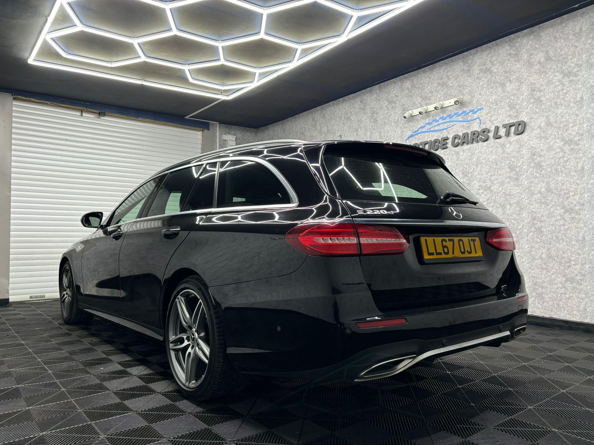 Mercedes-Benz E-Class view 5