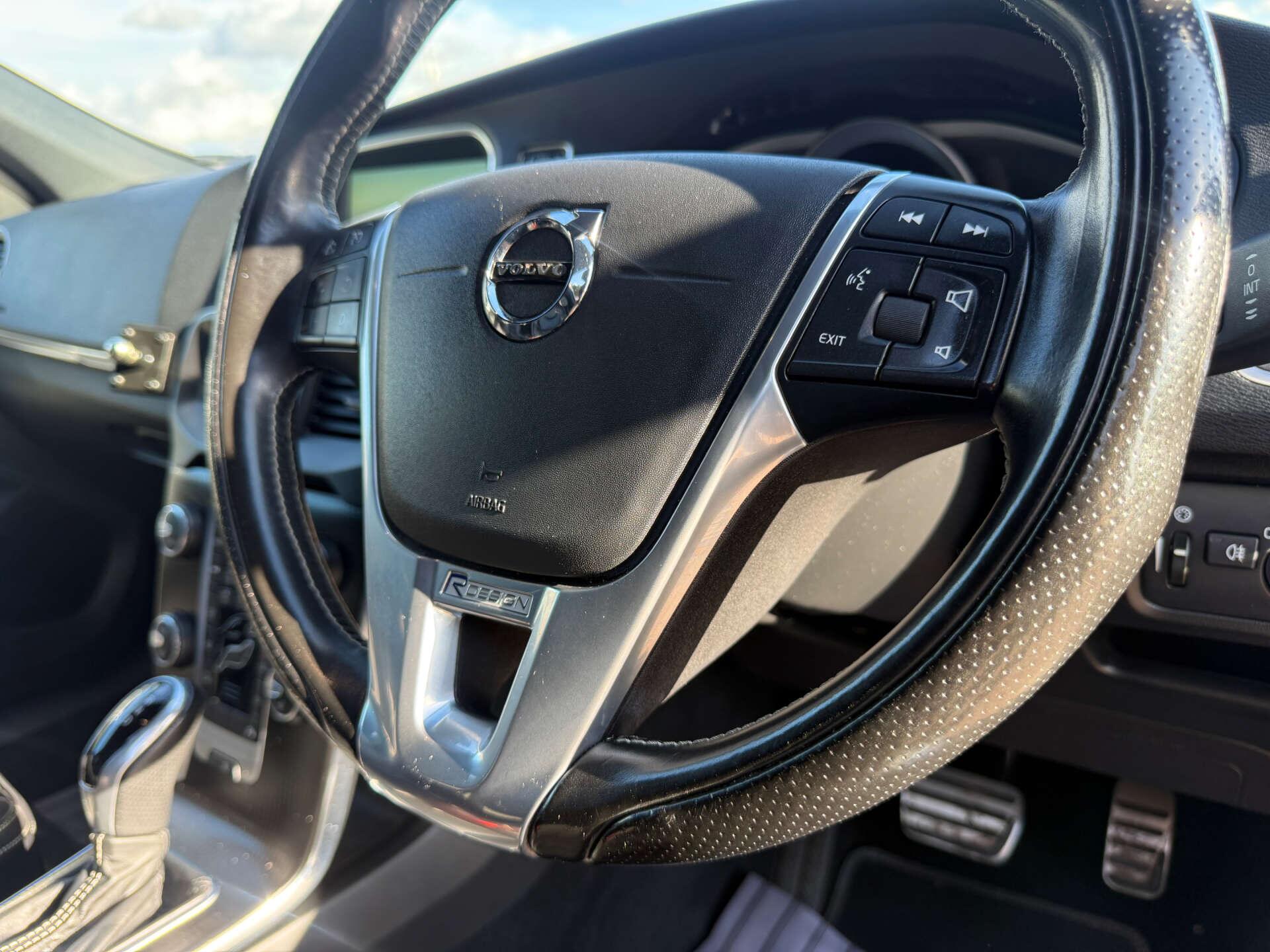 Volvo V40 view 29