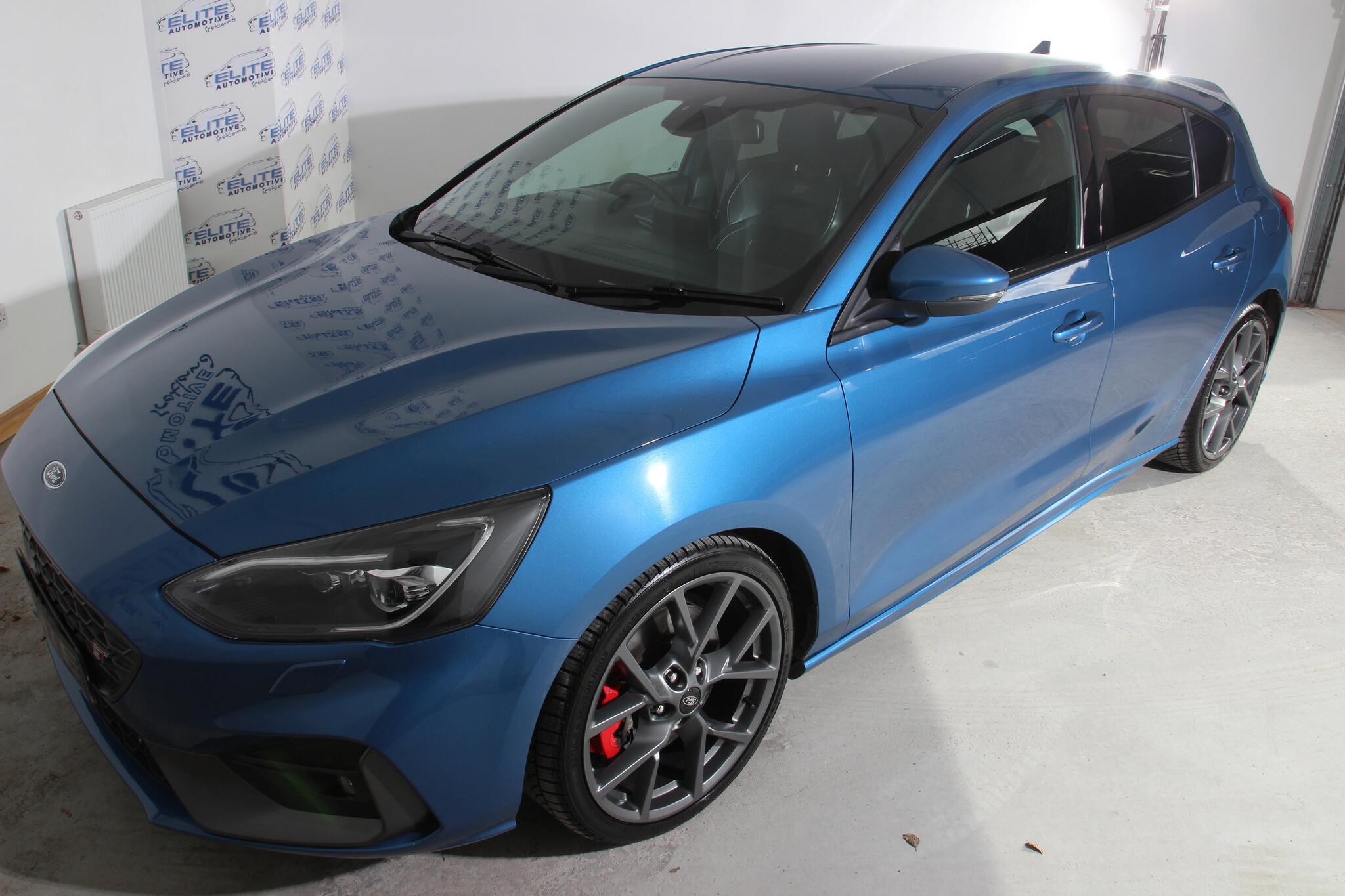 Ford Focus view 19