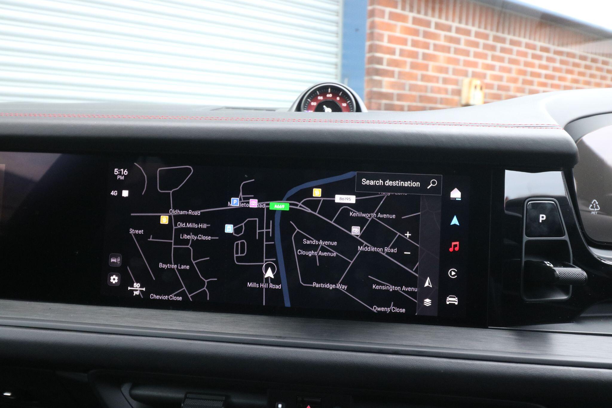 Porsche Cayenne view 27