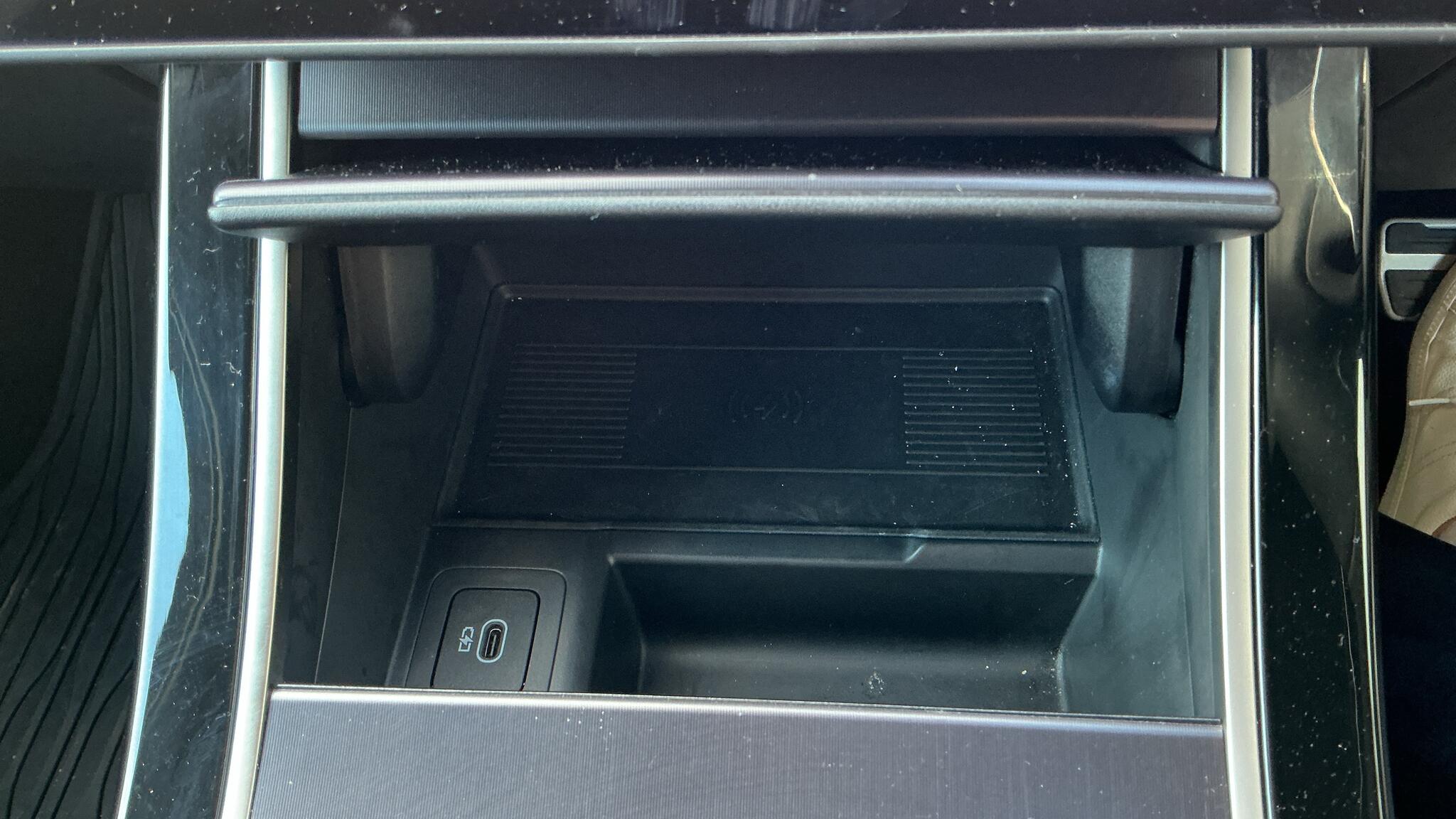 Land Rover Range Rover Evoque view 24