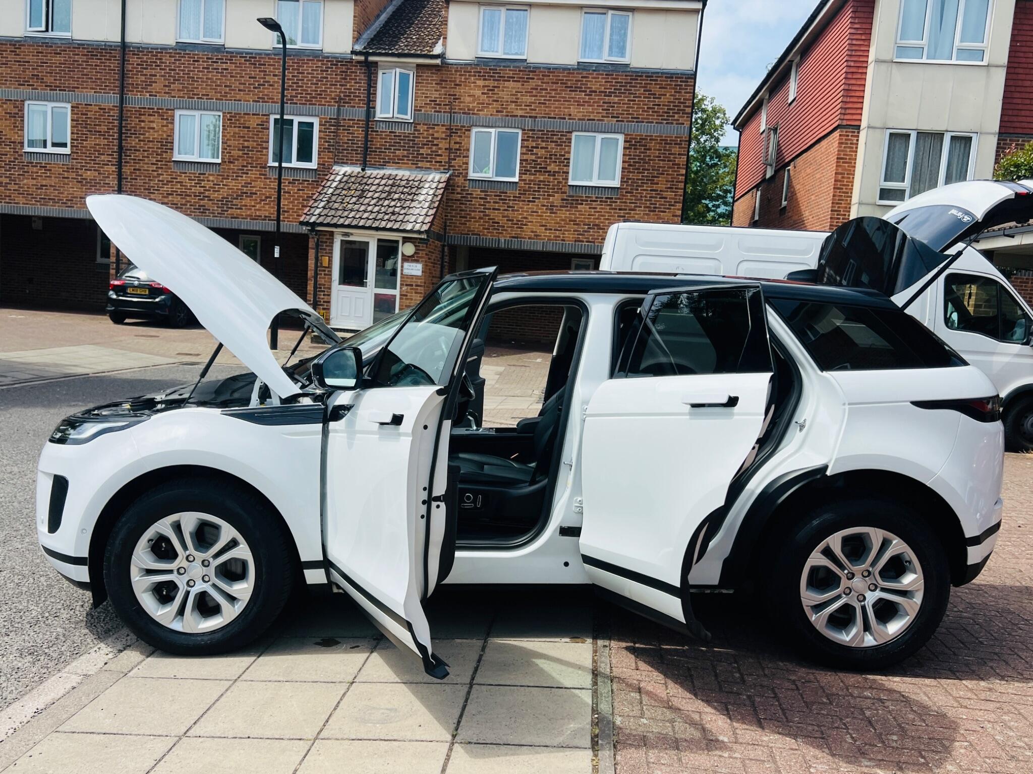 Land Rover Range Rover Evoque view 18