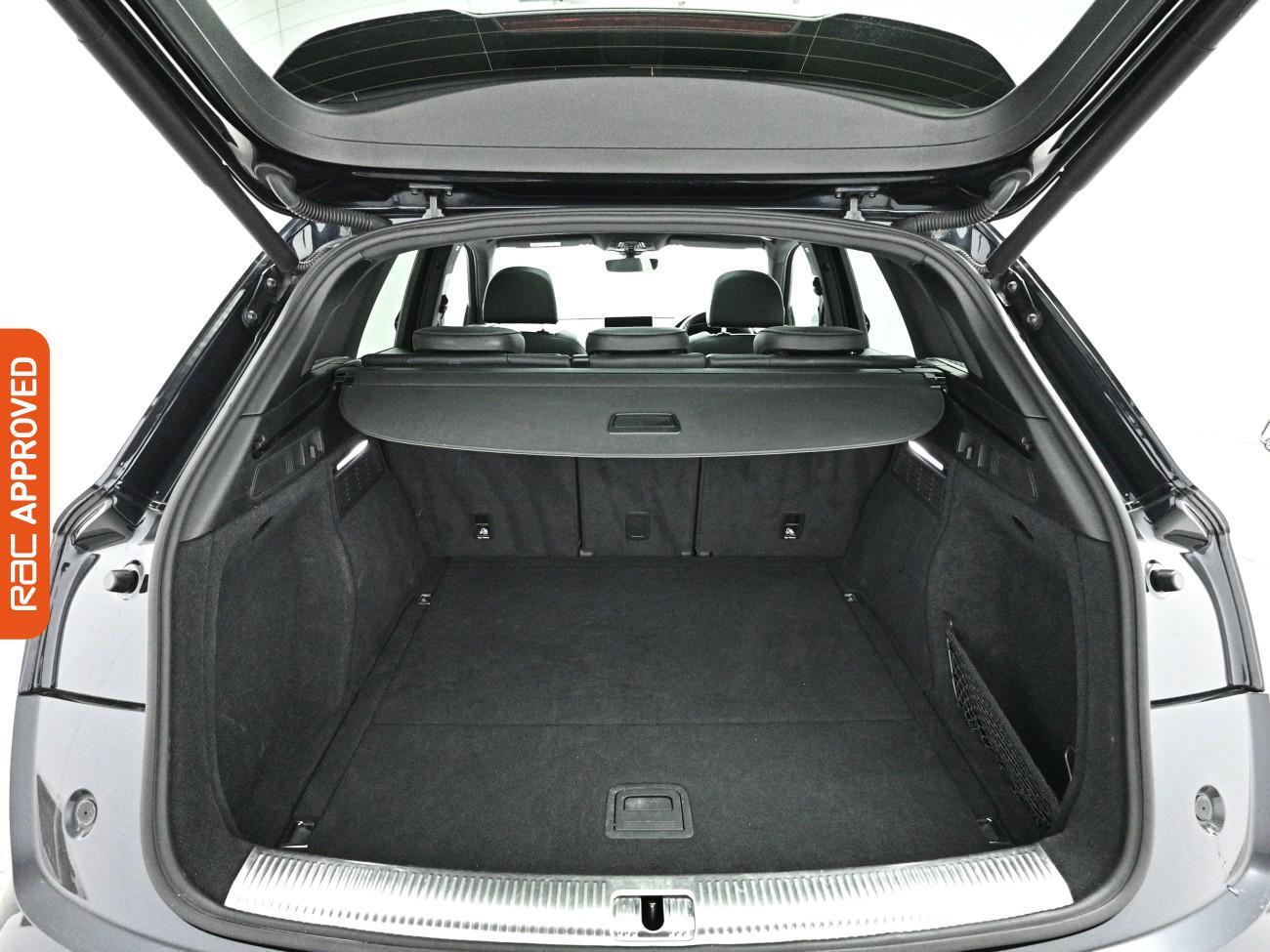 Audi Q5 view 28