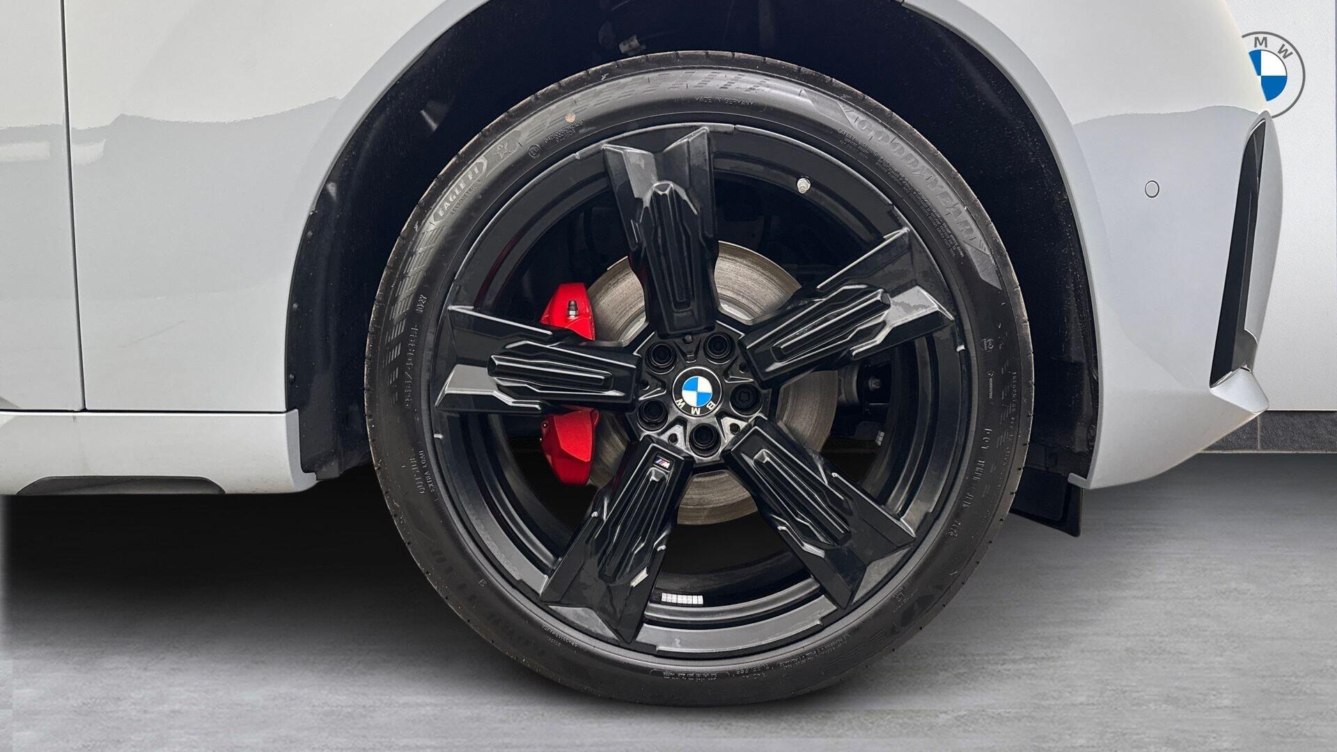 BMW X3 view 14