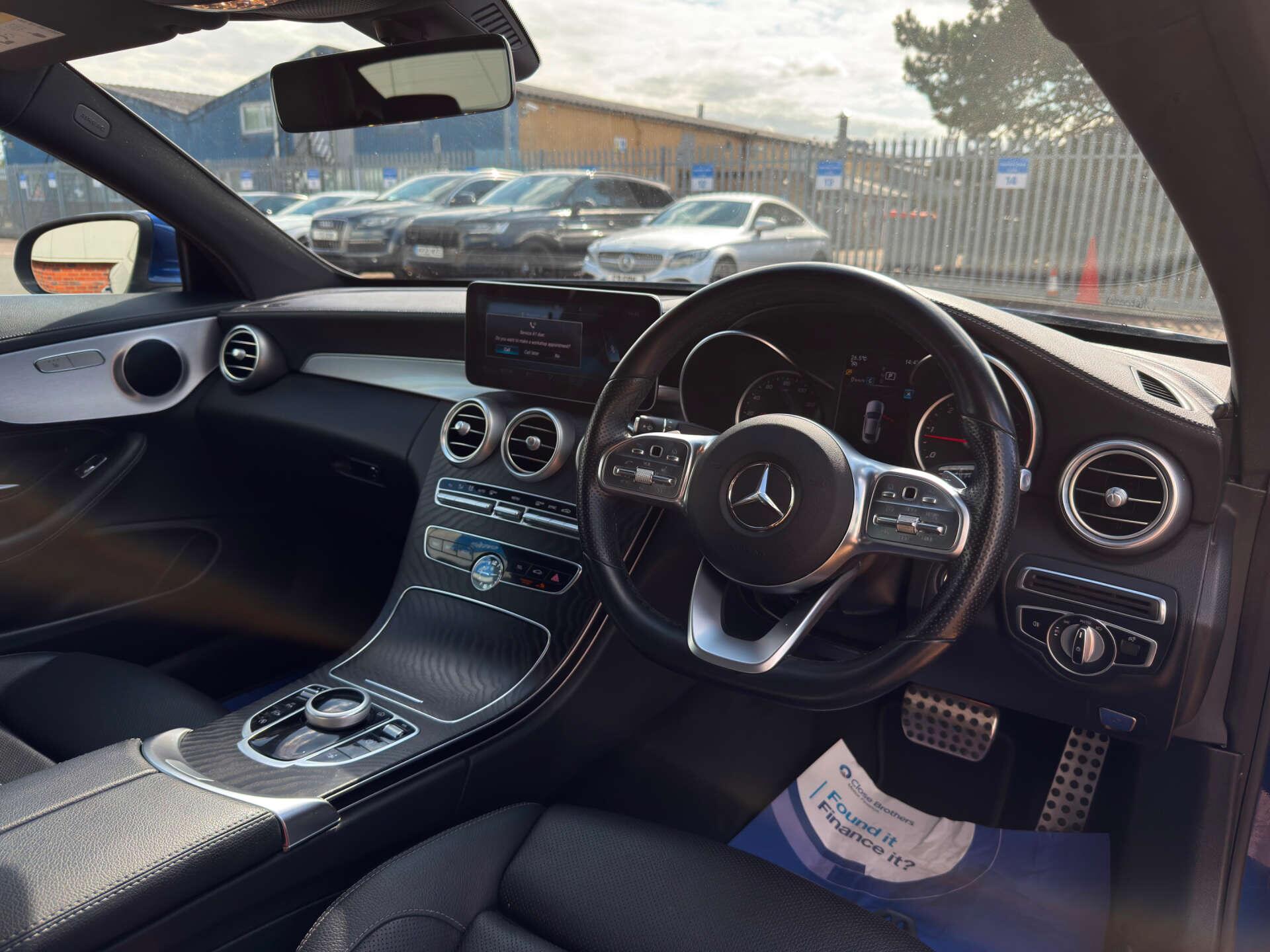 Mercedes-Benz C Class view 20