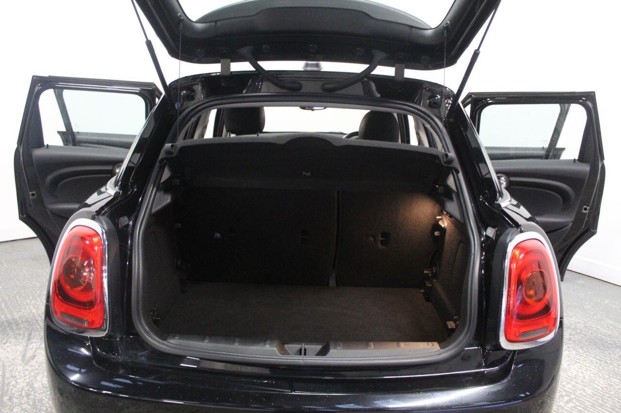 Mini Hatch view 20