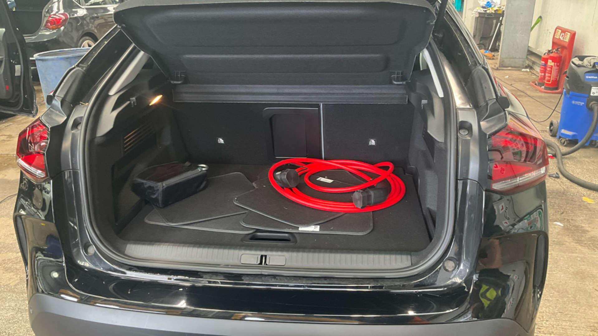 Citroen E-C4 view 9