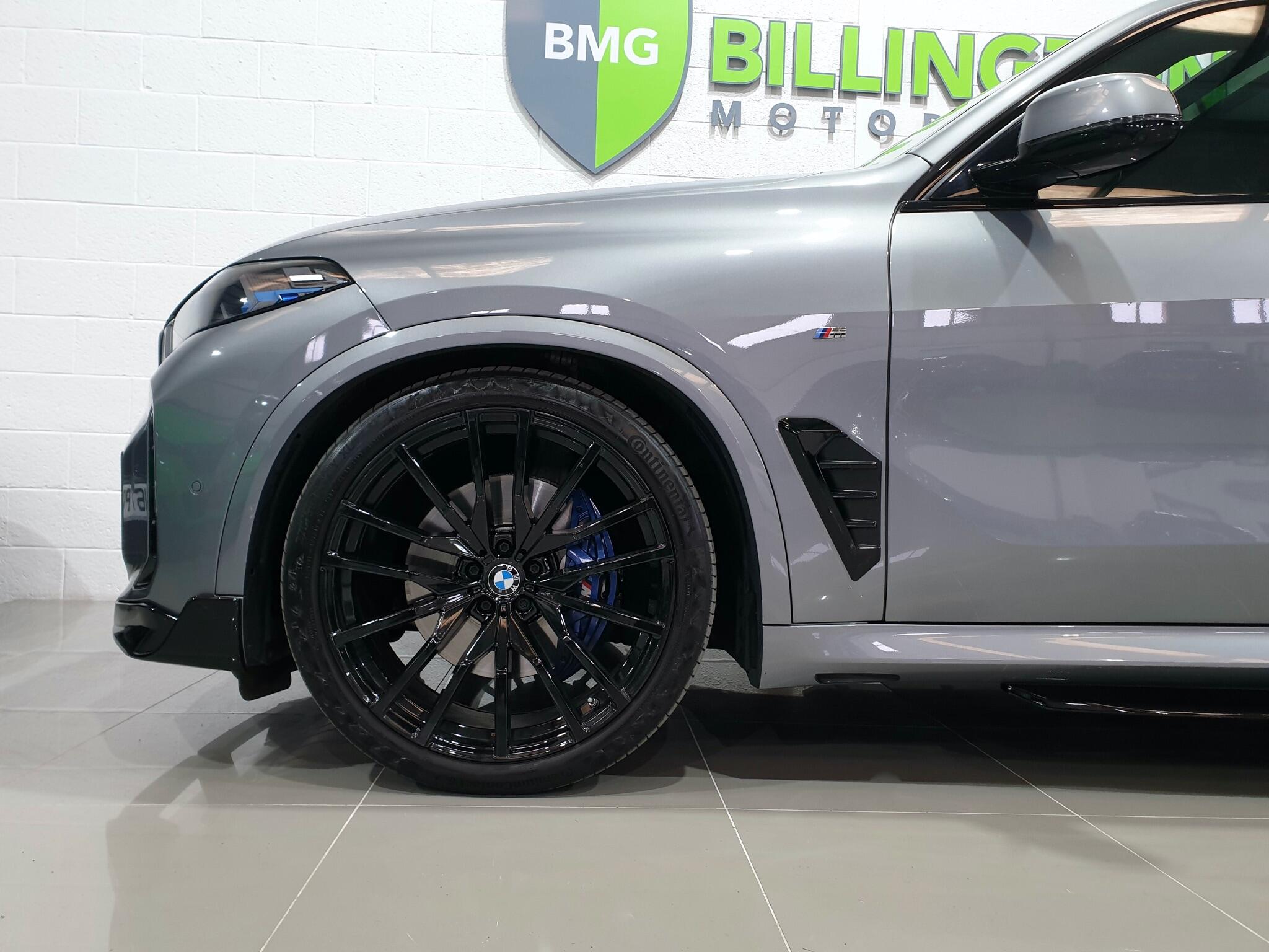 BMW X5 view 27