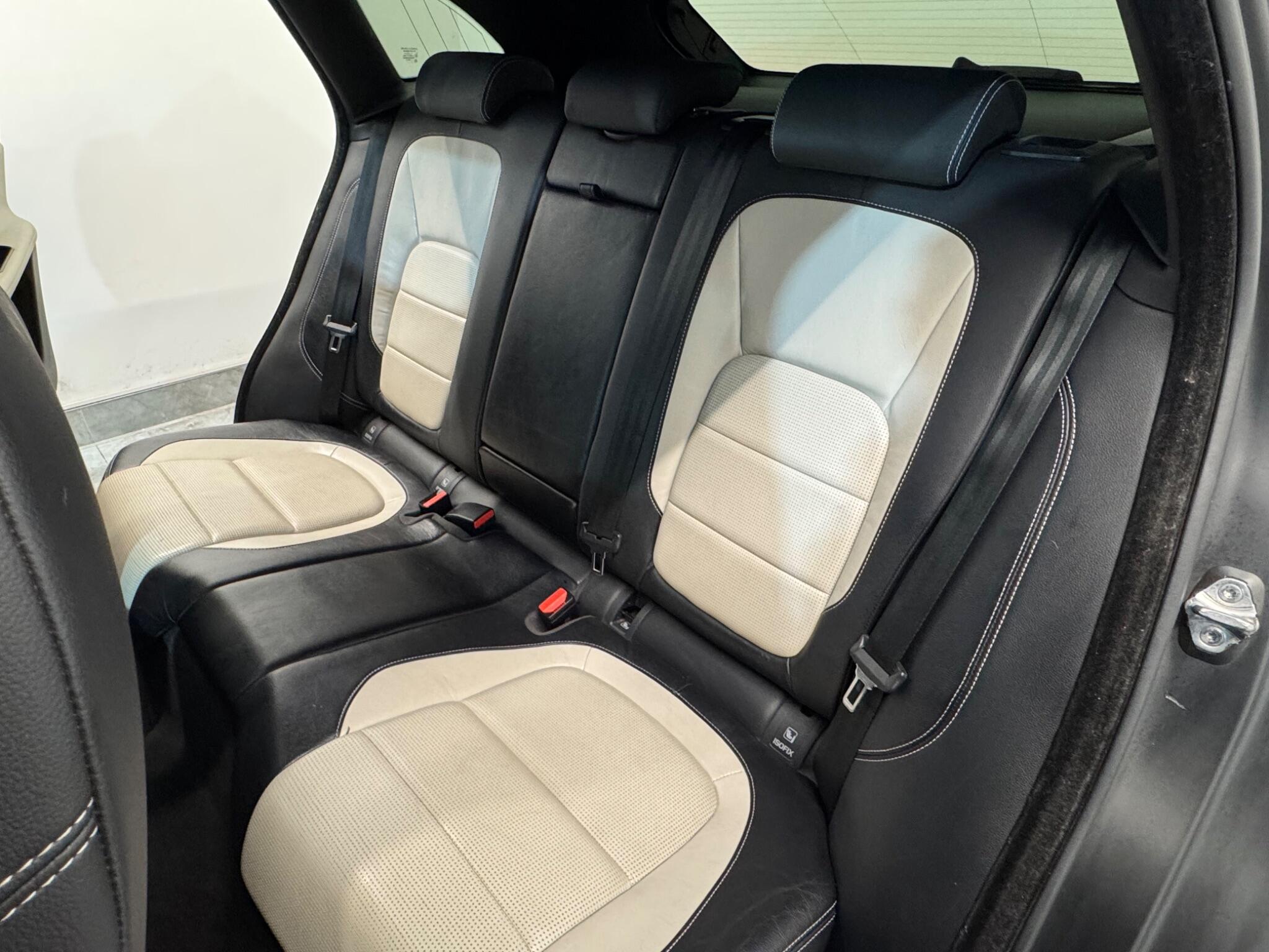 Jaguar F-Pace view 65