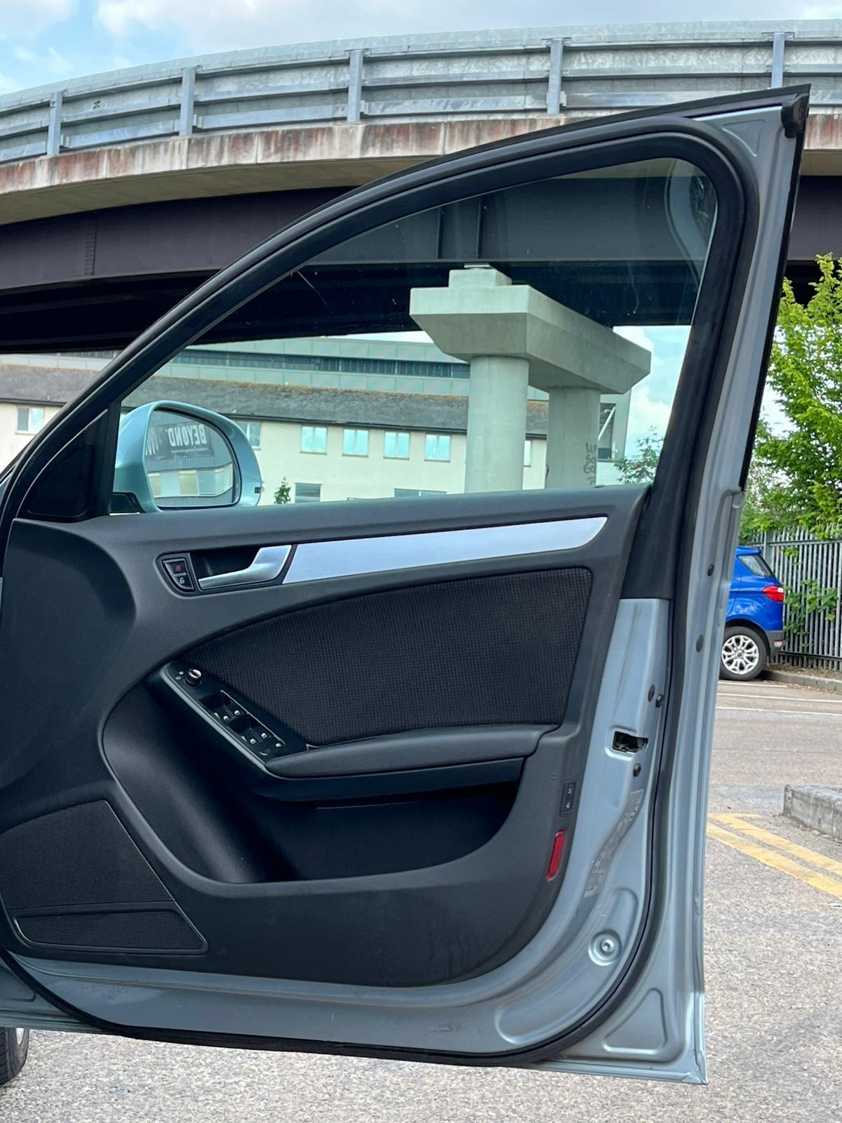 Audi A4 view 33
