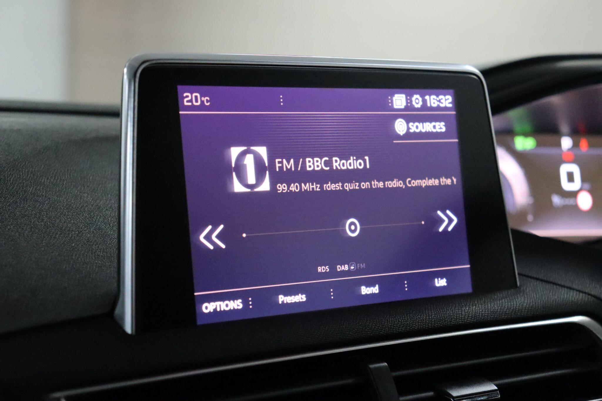 Peugeot 3008 view 40
