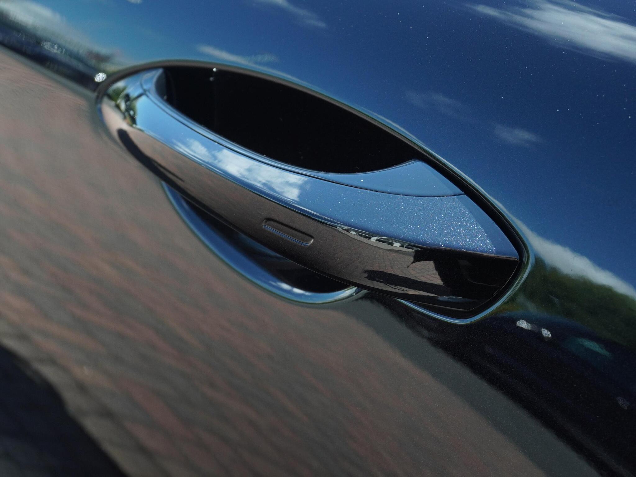 Porsche Panamera view 41